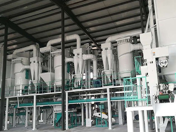 <a href=http://http://www.qxjhnbq.cn/product/6/ target=_blank class=infotextkey>玉米加工機(jī)械</a>